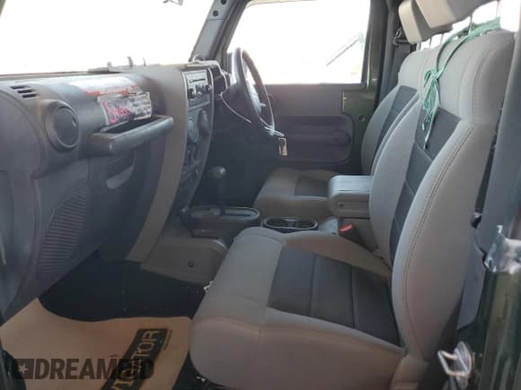 ✅ 2008 Jeep Wrangler X • VIN: 1J4FZ24128L626295 • Лот: 79938974. Опубликован ранее на Copart с пробегом 13 578 миль. Бесплатный доступ к архиву аукционных продаж из США и подробный отчёт об истории автомобиля на DreamBid. Изображение 7.