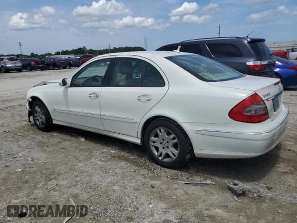 ✅ 2007 Mercedes-Benz E 320 • VIN: WDBUF22X57B085839 • Lot: 62022455. Listed on Copart with 248,691 mi. Free auction sales archive from the USA and detailed vehicle history report at DreamBid. Image 2.