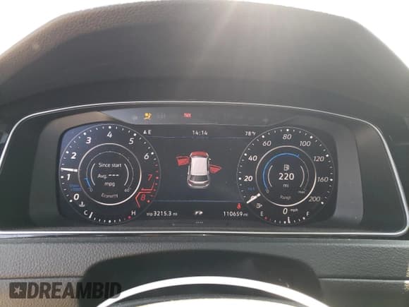 ✅ 2019 Volkswagen Golf R • VIN: WVWWA7AUXKW223664 • Lot: 59094145. Wystawiony na Copart z przebiegiem 110 659 mil. Bezpłatny archiwum sprzedaży aukcyjnych z USA i szczegółowy raport historii pojazdu na DreamBid. Zdjęcie 9.