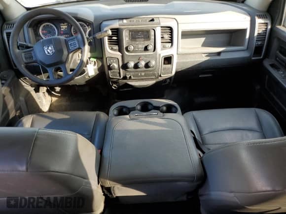 2016 Ram 1500 Tradesman с VIN 1C6RR7FT8GS166537, выставлен на аукционе Copart как лот 85154525 с пробегом 110 654 миль миль и Списание • Salvage title. История ставок и продаж доступна на DreamBid. Изображение 8.