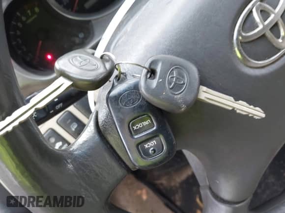 2003 Toyota Highlander Limited с VIN JTEHF21A030155040, выставлен на аукционе IAAI как лот 43610463 с пробегом 161 968 миль миль и . История ставок и продаж доступна на DreamBid. Изображение 11.