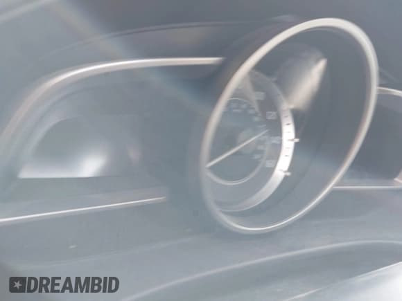 ✅ 2014 Mazda 3 i Touring • VIN: JM1BM1V77E1143182 • Лот: 42618688. Опубликован ранее на IAAI с пробегом Не указан. Бесплатный доступ к архиву аукционных продаж из США и подробный отчёт об истории автомобиля на DreamBid. Изображение 16.