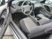 ✅ 2004 Ford Mustang Standard • VIN: 1FAFP40604F205778 • Lot: 91131805. Wystawiony na Copart z przebiegiem 218 390 mil. Bezpłatny archiwum sprzedaży aukcyjnych z USA i szczegółowy raport historii pojazdu na DreamBid. Zdjęcie 8.