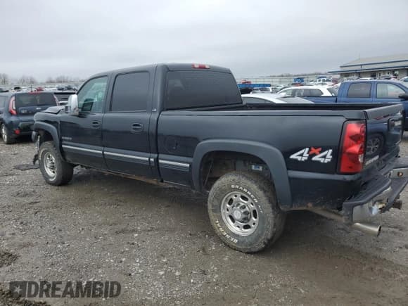 ✅ 2001 Chevrolet Silverado 2500HD LT3 • VIN: 1GCHK23G31F145971 • Lot: 43466785. Listed on Copart with 229,090 mi. Free auction sales archive from the USA and detailed vehicle history report at DreamBid. Image 2.