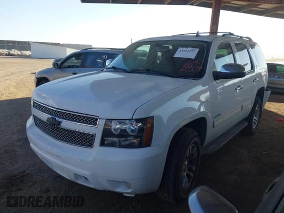 ✅ 2013 Chevrolet Tahoe LT • VIN: 1GNSKBE02DR379289 • Lot: 43664271. Listed on IAAI with 163,086 mi. Free auction sales archive from the USA and detailed vehicle history report at DreamBid. Image 2.