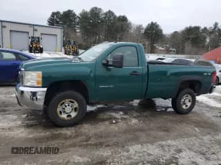 ✅ 2010 Chevrolet Silverado 2500HD Work Truck • VIN: 1GC3KVBG1AF152642 • Lot: 46264095. Listed on Copart with 207,798 mi. Free auction sales archive from the USA and detailed vehicle history report at DreamBid. Image 1.