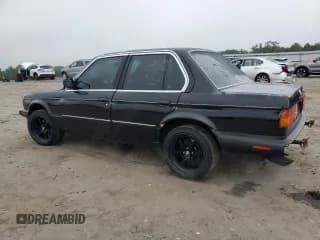 ✅ 1986 BMW 3 Series 325e • VIN: WBAAE640XG1705697 • Lot: 74269484. Wystawiony na Copart z przebiegiem 168 488 mil. Bezpłatny archiwum sprzedaży aukcyjnych z USA i szczegółowy raport historii pojazdu na DreamBid. Zdjęcie 2.