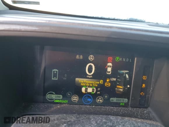 ✅ 2014 Chevrolet Volt • VIN: 1G1RD6E42EU135242 • Lot: 75688424. Wystawiony na Copart z przebiegiem 88 878 mil. Bezpłatny archiwum sprzedaży aukcyjnych z USA i szczegółowy raport historii pojazdu na DreamBid. Zdjęcie 9.