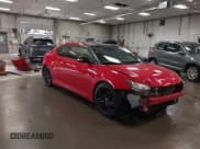 ✅ 2013 Scion tC • VIN: JTKJF5C79D3054676 • Lot: 42621821. Wystawiony na IAAI z przebiegiem 79 250 mil. Bezpłatny archiwum sprzedaży aukcyjnych z USA i szczegółowy raport historii pojazdu na DreamBid. Zdjęcie 1.