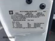 ✅ 2002 Chevrolet Silverado 2500HD LS • VIN: 1GCHC29U42E133183 • Lot: 43110107. Wystawiony na IAAI z przebiegiem Nie podano. Bezpłatny archiwum sprzedaży aukcyjnych z USA i szczegółowy raport historii pojazdu na DreamBid. Zdjęcie 9.