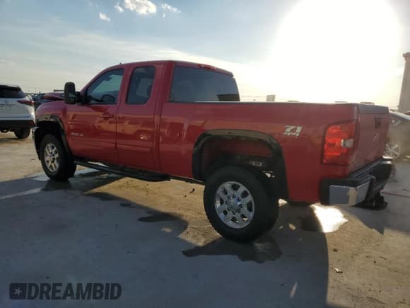 ✅ 2012 Chevrolet Silverado 3500HD Work Truck • VIN: 1GC2KYEG0CZ124485 • Lot: 46825885. Listed on Copart with 176,527 mi. Free auction sales archive from the USA and detailed vehicle history report at DreamBid. Image 2.