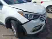 2017 Hyundai Santa Fe 2.4L с VIN 5NMZUDLB3HH003194, выставлен на аукционе IAAI как лот 43219583 с пробегом 174 909 миль миль и . История ставок и продаж доступна на DreamBid. Изображение 17.