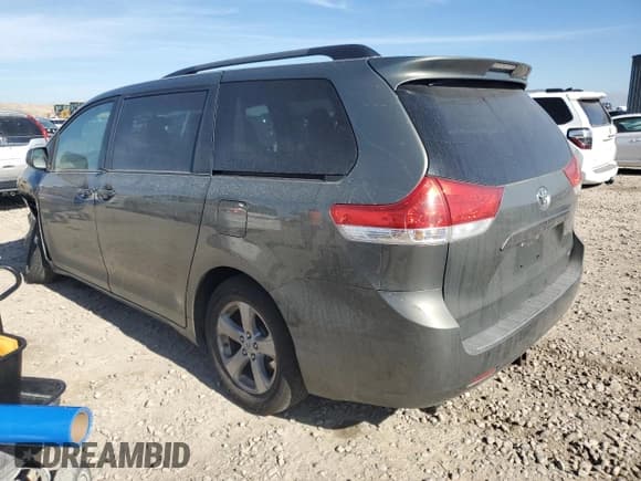 ✅ 2011 Toyota Sienna LE • VIN: 5TDKK3DC5BS148430 • Lot: 90360255. Wystawiony na Copart z przebiegiem 198 741 mil. Bezpłatny archiwum sprzedaży aukcyjnych z USA i szczegółowy raport historii pojazdu na DreamBid. Zdjęcie 2.