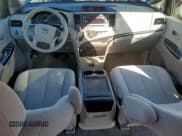 ✅ 2014 Toyota Sienna LE • VIN: 5TDJK3DC2ES072147 • Lot: 96370815. Listed on Copart with 101,572 mi. Free auction sales archive from the USA and detailed vehicle history report at DreamBid. Image 8.