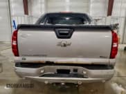 ✅ 2008 Chevrolet Avalanche LS • VIN: 3GNFK12378G188175 • Lot: 95099165. Listed on Copart with 198,823 mi. Free auction sales archive from the USA and detailed vehicle history report at DreamBid. Image 6.