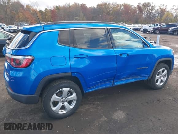 ✅ 2019 Jeep Compass Latitude • VIN: 3C4NJDBB4KT674845 • Lot: 43564369. Wystawiony na IAAI z przebiegiem 69 435 mil. Bezpłatny archiwum sprzedaży aukcyjnych z USA i szczegółowy raport historii pojazdu na DreamBid. Zdjęcie 17.