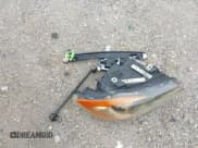 ✅ 2006 BMW 3 Series 330xi • VIN: WBAVD33536KV65114 • Lot: 42727609. Wystawiony na IAAI z przebiegiem 178 050 mil. Bezpłatny archiwum sprzedaży aukcyjnych z USA i szczegółowy raport historii pojazdu na DreamBid. Zdjęcie 12.