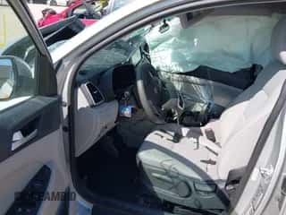 2021 Hyundai Tucson SE z VIN KM8J2CA48MU329508, wystawiony jako IAAI lot #43179153 z przebiegiem 67 239 mil mil oraz . Historia ofert i sprzedaży dostępna na DreamBid. Obrazek 5.