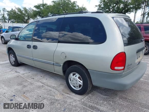 ✅ 1999 Plymouth Grand Voyager • VIN: 2P4GP24G9XR380657 • Lot: 42572929. Wystawiony na IAAI z przebiegiem Nie podano. Bezpłatny archiwum sprzedaży aukcyjnych z USA i szczegółowy raport historii pojazdu na DreamBid. Zdjęcie 3.