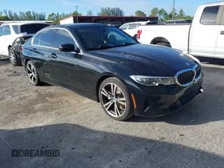 ✅ 2020 BMW 3 Series 330i • VIN: 3MW5R1J02L8B34239 • Lot: 43636215. Listed on IAAI with 54,695 mi. Free auction sales archive from the USA and detailed vehicle history report at DreamBid. Image 1.