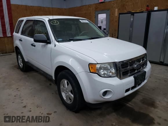 ✅ 2012 Ford Escape XLS • VIN: 1FMCU9C74CKB13856 • Lot: 72104265. Listed on Copart with 142,644 mi. Free auction sales archive from the USA and detailed vehicle history report at DreamBid. Image 4.