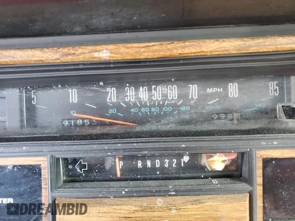 ✅ 1985 Cadillac Eldorado • VIN: 1G6EL5787FE663828 • Лот: 47460755. Опубликован ранее на Copart с пробегом 91 853 миль. Бесплатный доступ к архиву аукционных продаж из США и подробный отчёт об истории автомобиля на DreamBid. Изображение 9.