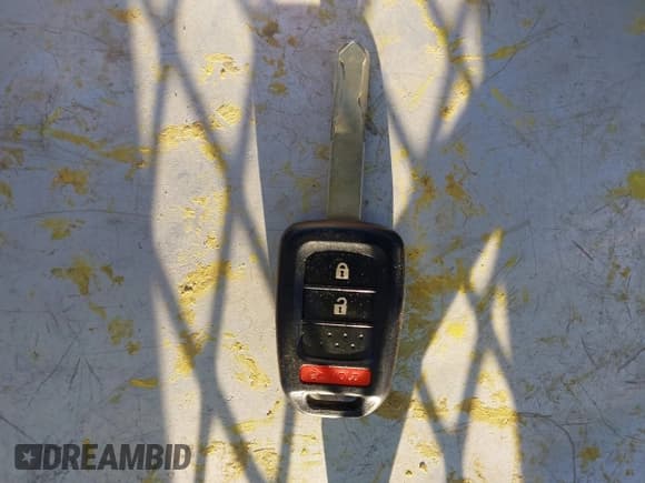 ✅ 2013 Honda Crosstour EX • VIN: 5J6TF3H31DL001345 • Lot: 43568707. Listed on IAAI with 166,152 mi. Free auction sales archive from the USA and detailed vehicle history report at DreamBid. Image 11.