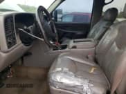 ✅ 2006 Chevrolet Silverado 2500HD LT3 • VIN: 1GCHK23D76F213492 • Lot: 82112605. Wystawiony na Copart z przebiegiem 347 841 mil. Bezpłatny archiwum sprzedaży aukcyjnych z USA i szczegółowy raport historii pojazdu na DreamBid. Zdjęcie 7.