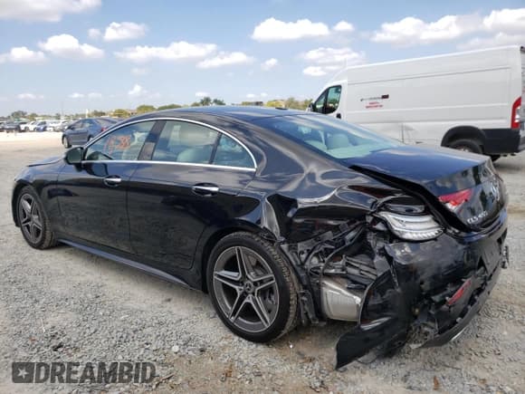 ✅ 2020 Mercedes-Benz CLS 450 • VIN: WDD2J5KB8LA051655 • Lot: 42011193. Wystawiony na Copart z przebiegiem 18 558 mil. Bezpłatny archiwum sprzedaży aukcyjnych z USA i szczegółowy raport historii pojazdu na DreamBid. Zdjęcie 2.