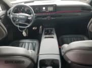 ✅ 2024 Kia EV9 GT-Line • VIN: KNDAEFS52R6031276 • Lot: 85803914. Wystawiony na Copart z przebiegiem 4 802 mil. Bezpłatny archiwum sprzedaży aukcyjnych z USA i szczegółowy raport historii pojazdu na DreamBid. Zdjęcie 8.