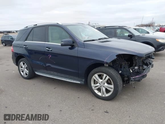 ✅ 2015 Mercedes-Benz M 350 • VIN: 4JGDA5HB9FA500335 • Lot: 43660716. Wystawiony na IAAI z przebiegiem 113 978 mil. Bezpłatny archiwum sprzedaży aukcyjnych z USA i szczegółowy raport historii pojazdu na DreamBid. Zdjęcie 1.