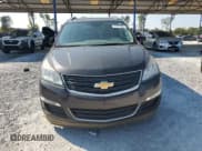 ✅ 2017 Chevrolet Traverse LS • VIN: 1GNKRFKD4HJ219770 • Lot: 81079125. Wystawiony na Copart z przebiegiem Nie podano. Bezpłatny archiwum sprzedaży aukcyjnych z USA i szczegółowy raport historii pojazdu na DreamBid. Zdjęcie 5.