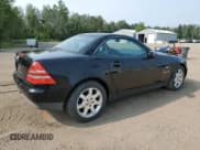 ✅ 1998 Mercedes-Benz SLK 230/320 • VIN: WDBKK47F6WF012128 • Лот: 67912285. Опубликован ранее на Copart с пробегом 155 584 миль. Бесплатный доступ к архиву аукционных продаж из США и подробный отчёт об истории автомобиля на DreamBid. Изображение 3.