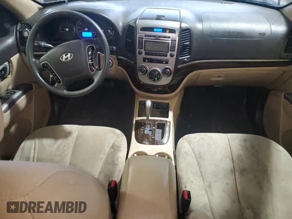 ✅ 2012 Hyundai Santa Fe GLS • VIN: 5XYZG4AG3CG108617 • Lot: 73287674. Listed on Copart with 187,739 mi. Free auction sales archive from the USA and detailed vehicle history report at DreamBid. Image 8.