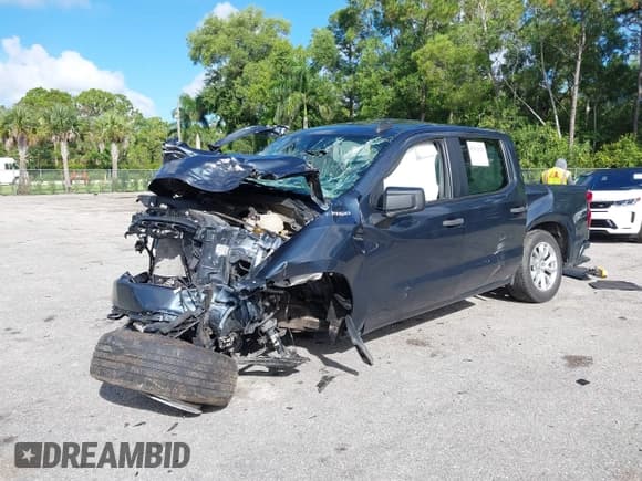 ✅ 2021 Chevrolet Silverado 1500 Custom • VIN: 1GCPWBEK1MZ250755 • Lot: 43302028. Listed on IAAI with Not provided. Free auction sales archive from the USA and detailed vehicle history report at DreamBid. Image 17.