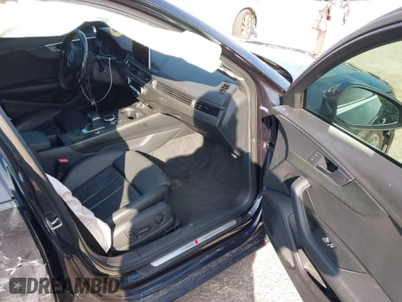 ✅ 2017 Audi A4 Premium Plus • VIN: WAUENAF44HN011070 • Lot: 43526394. Listed on IAAI with 56,372 mi. Free auction sales archive from the USA and detailed vehicle history report at DreamBid. Image 5.