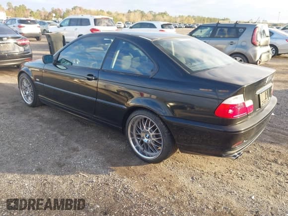 ✅ 2002 BMW 3 Series 330Ci • VIN: WBABN53402JU28411 • Lot: 43877554. Listed on IAAI with 213,190 mi. Free auction sales archive from the USA and detailed vehicle history report at DreamBid. Image 3.