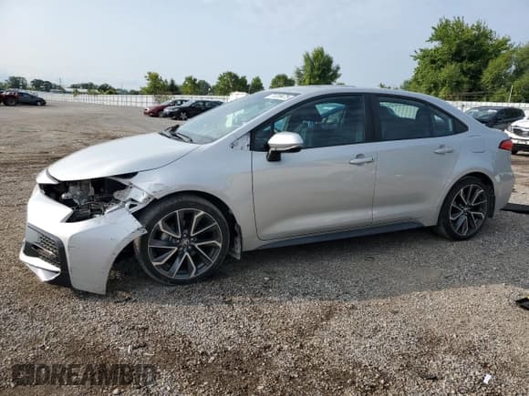 ✅ 2021 Toyota Corolla XLE • VIN: 5YFB4MBE1MP089053 • Лот: 71239475. Опубликован ранее на Copart с пробегом 70 564 миль. Бесплатный доступ к архиву аукционных продаж из США и подробный отчёт об истории автомобиля на DreamBid. Изображение 1.