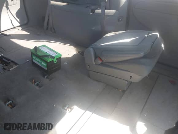 2005 Dodge Caravan SE с VIN 2D4GP24R55R298320, выставлен на аукционе IAAI как лот 43564165 с пробегом 204 494 миль миль и . История ставок и продаж доступна на DreamBid. Изображение 8.