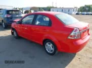 ✅ 2007 Chevrolet Aveo LS • VIN: KL1TD56617B045173 • Lot: 42420476. Wystawiony na IAAI z przebiegiem 88 524 mil. Bezpłatny archiwum sprzedaży aukcyjnych z USA i szczegółowy raport historii pojazdu na DreamBid. Zdjęcie 3.