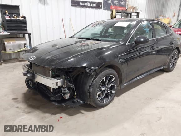 ✅ 2025 Hyundai Sonata SEL • VIN: KMHL64JA1SA470864 • Лот: 43653458. Опубликован ранее на IAAI с пробегом 15 556 миль. Бесплатный доступ к архиву аукционных продаж из США и подробный отчёт об истории автомобиля на DreamBid. Изображение 2.