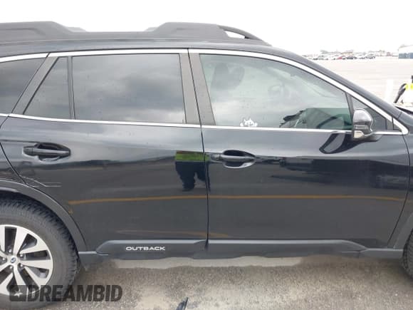 ✅ 2020 Subaru Outback Premium • VIN: 4S4BTACC2L3264444 • Lot: 42300731. Listed on IAAI with 57,881 mi. Free auction sales archive from the USA and detailed vehicle history report at DreamBid. Image 13.