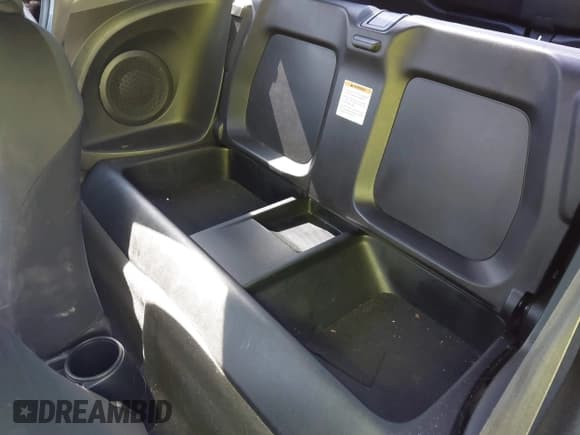 ✅ 2013 Honda CR-Z • VIN: JHMZF1D48DS003911 • Lot: 41886836. Wystawiony na IAAI z przebiegiem 156 542 mil. Bezpłatny archiwum sprzedaży aukcyjnych z USA i szczegółowy raport historii pojazdu na DreamBid. Zdjęcie 8.