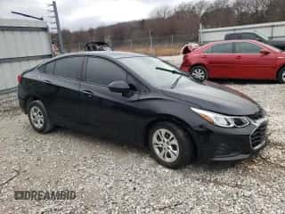 ✅ 2019 Chevrolet Cruze LS • VIN: 1G1BC5SM2K7128563 • Лот: 70968022. Размещён на Copart с пробегом 24 426 миль миль. Получите бесплатный доступ к архиву аукционных продаж из США и посмотрите подробный отчёт об истории автомобиля на DreamBid. Изображение 4.