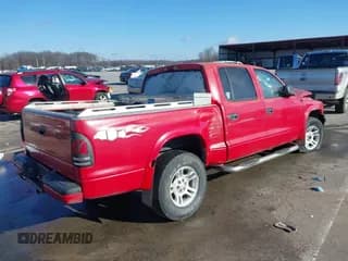 ✅ 2002 Dodge Dakota Sport • VIN: 1B7HG38N42S715838 • Lot: 41229054. Wystawiony na IAAI z przebiegiem Nie podano. Bezpłatny archiwum sprzedaży aukcyjnych z USA i szczegółowy raport historii pojazdu na DreamBid. Zdjęcie 4.