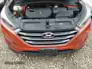 2017 Hyundai Tucson SE Plus z VIN KM8J3CA41HU290134, wystawiony jako Copart lot #63649015 z przebiegiem 138 795 mil mil oraz Czysty tytuł • Clean title. Historia ofert i sprzedaży dostępna na DreamBid. Obrazek 12.