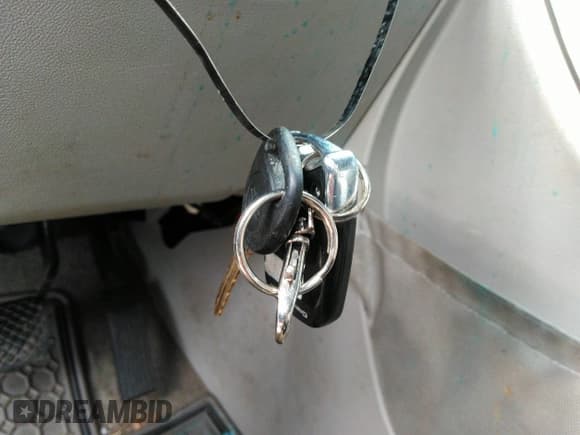 ✅ 2005 Chevrolet Equinox LT • VIN: 2CNDL73F156031768 • Лот: 32959456. Опубликован ранее на IAAI с пробегом 179 032 миль. Бесплатный доступ к архиву аукционных продаж из США и подробный отчёт об истории автомобиля на DreamBid. Изображение 11.