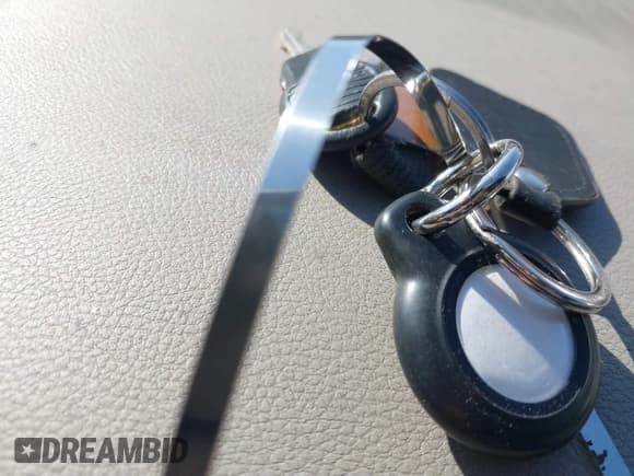 ✅ 2009 Dodge 1500 Laramie • VIN: 1D3HB18T39S709595 • Lot: 41575754. Wystawiony na IAAI z przebiegiem 184 790 mil. Bezpłatny archiwum sprzedaży aukcyjnych z USA i szczegółowy raport historii pojazdu na DreamBid. Zdjęcie 11.