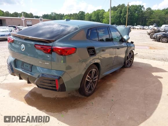 ✅ 2025 BMW X2 xDrive28i • VIN: WBX63GM01S5075478 • Lot: 41919737. Wystawiony na IAAI z przebiegiem 219 mil. Bezpłatny archiwum sprzedaży aukcyjnych z USA i szczegółowy raport historii pojazdu na DreamBid. Zdjęcie 4.