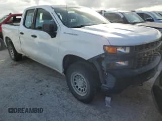 ✅ 2019 Chevrolet Silverado 1500 Work Truck • VIN: 1GCRYAEF3KZ397527 • Lot: 74936094. Wystawiony na Copart z przebiegiem 112 249 mil. Bezpłatny archiwum sprzedaży aukcyjnych z USA i szczegółowy raport historii pojazdu na DreamBid. Zdjęcie 4.